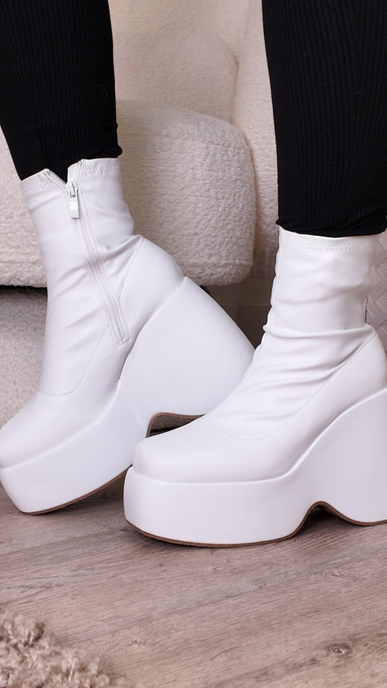 Kendall White Platform Boots SH37