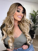 Furia Lace Front Wig