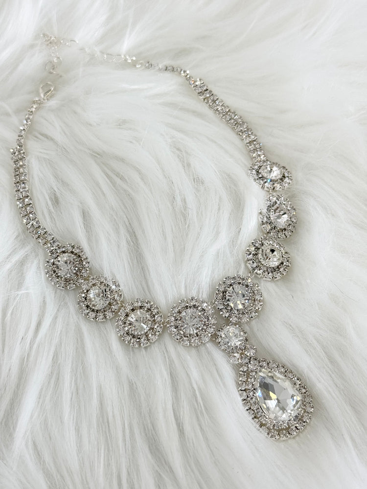 Crystal Tear Drop Choker (Silver) JW32