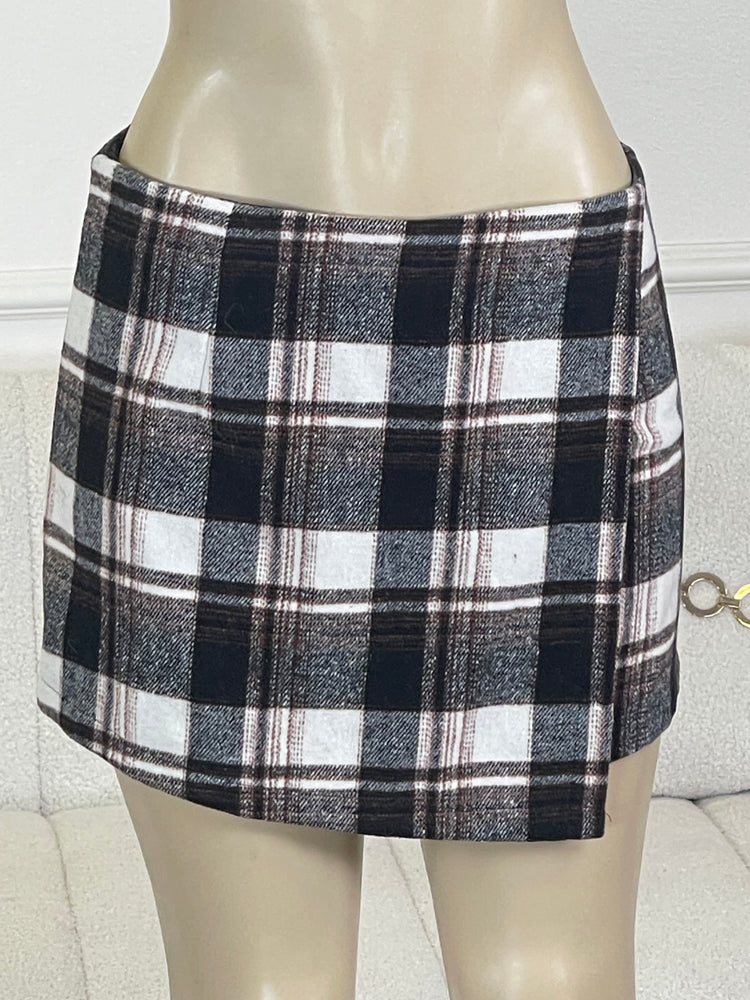 CC1269 Skirt/Short Size M